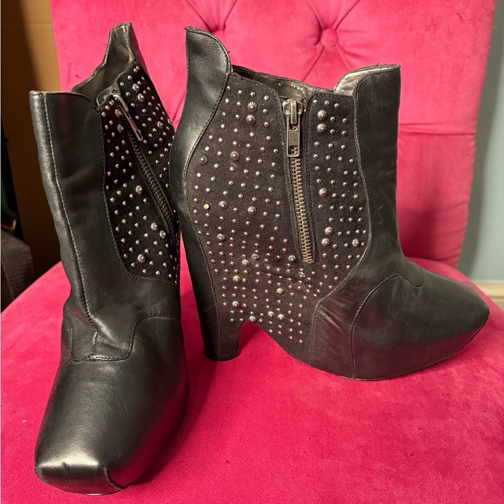 Sam Edelman Black Studded Heeled Boots
